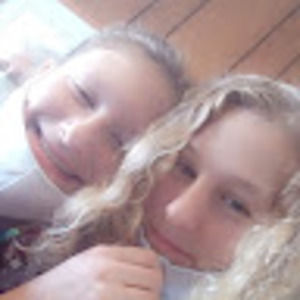 Meet your Posher, Layla